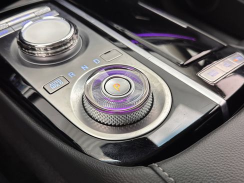 Used 2023 Genesis G80 2.5T image 17