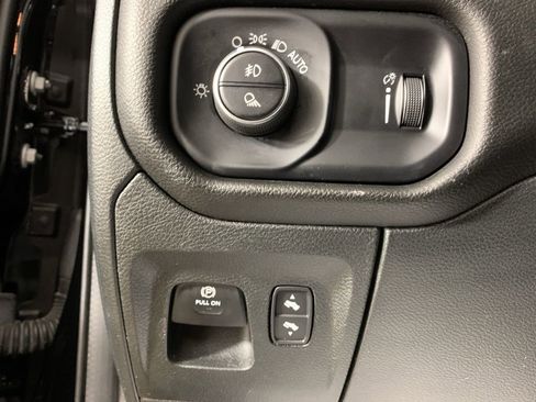 Used 2024 RAM 1500 Big Horn image 16