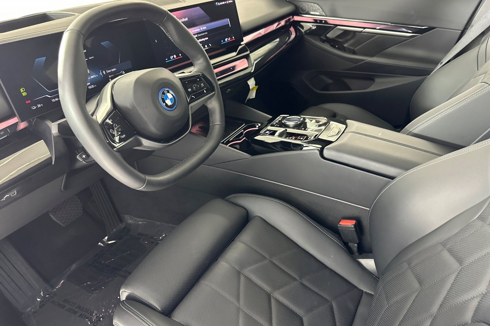 Used 2026 BMW i5 eDrive40 w/ Premium Package AWD/4WD image 4
