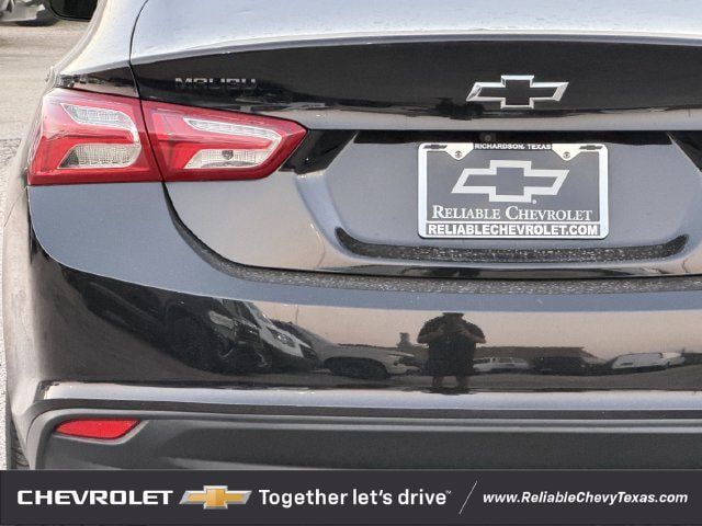 Used 2022 Chevrolet Malibu LT w/ Midnight Edition FWD image 7