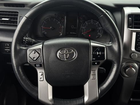 Used 2023 Toyota 4Runner SR5 Premium w/ Moonroof Package image 12