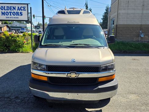 Used 2012 Chevrolet Express 2500 w/ Power Package image 2