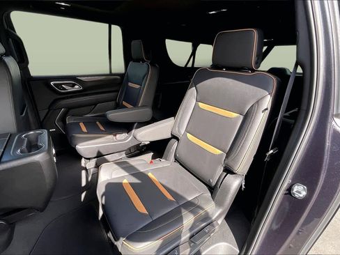 Used 2024 GMC Yukon XL AT4 w/ Technology Package image 20