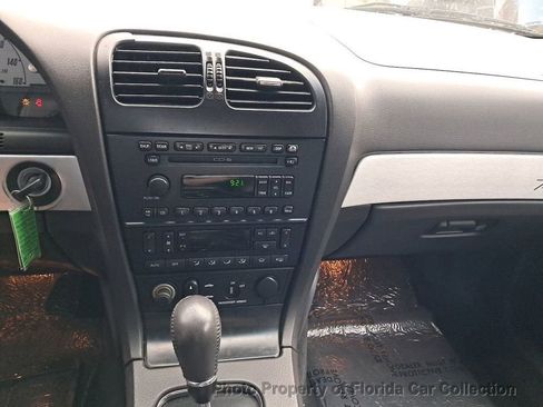 Used 2002 Ford Thunderbird image 6