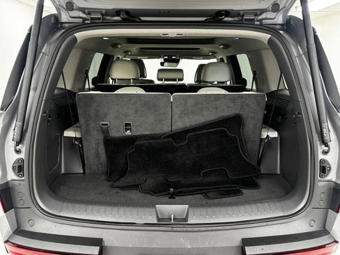 Used 2024 Hyundai Santa Fe Limited image 38