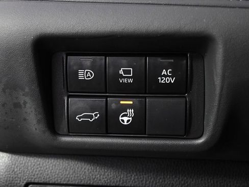 Used 2023 Toyota Highlander Platinum AWD/4WD image 25