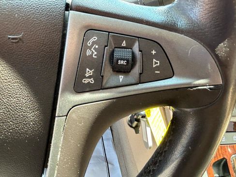 Used 2011 Buick LaCrosse CXL FWD image 19