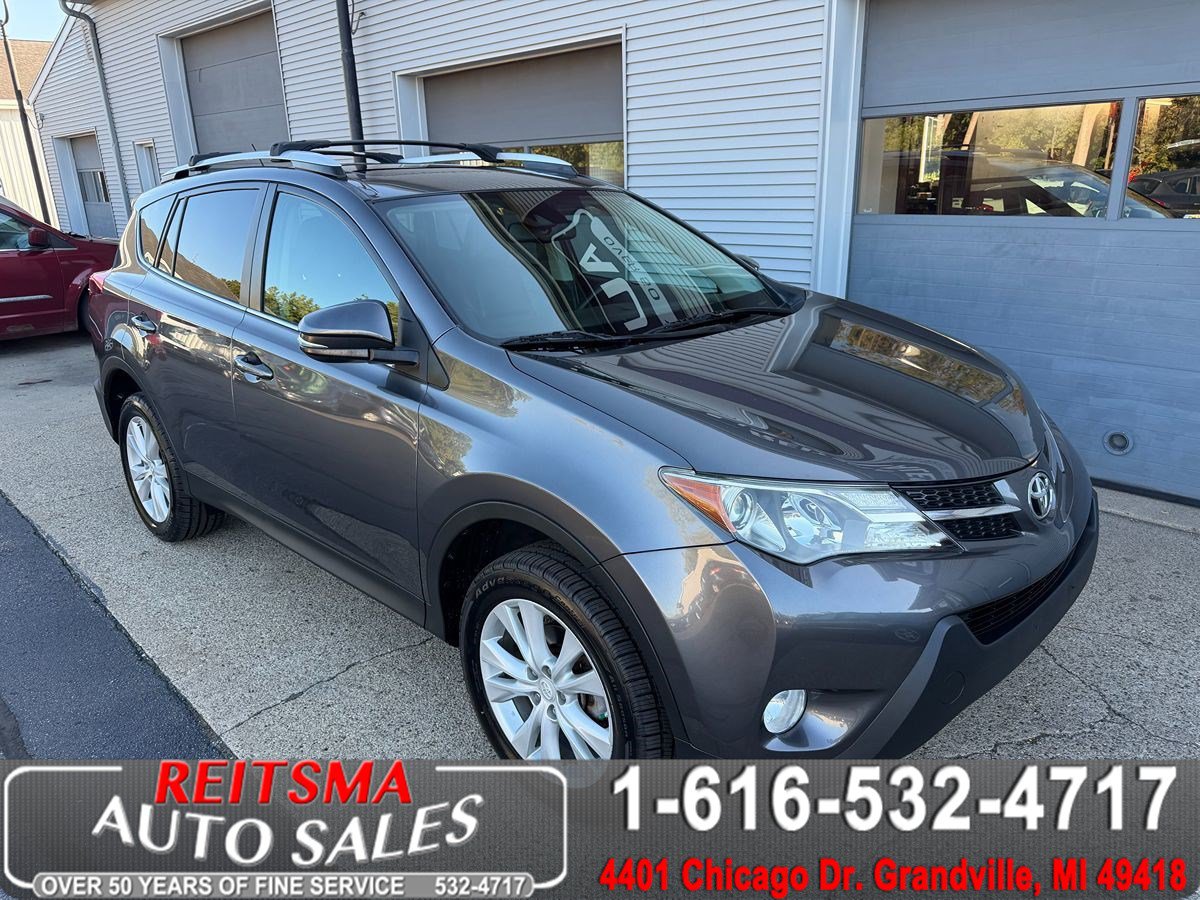 Used 2014 Toyota RAV4 Limited w/ Technology Package AWD/4WD image 1