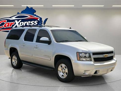 Used 2013 Chevrolet Suburban LT AWD/4WD image 5