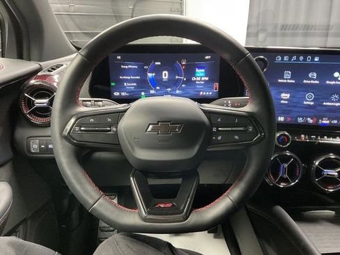 Used 2025 Chevrolet Blazer EV RS image 17