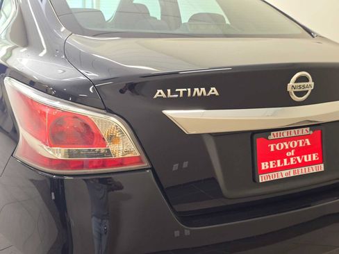 Used 2015 Nissan Altima 2.5 S FWD image 7