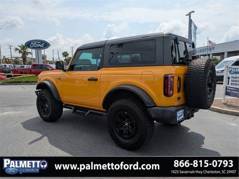 Used 2022 Ford Bronco Wildtrak image 6