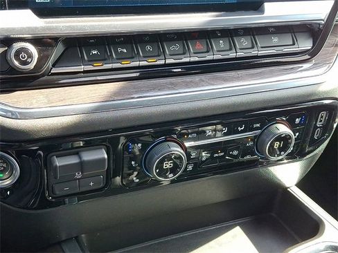 Used 2023 Chevrolet Silverado 1500 LTZ w/ Z71 Off-Road Package image 11