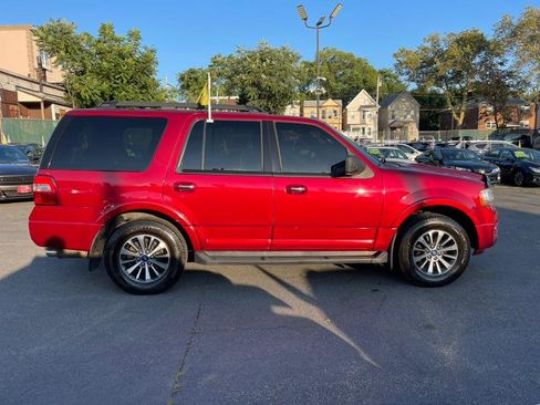 Used 2015 Ford Expedition XLT AWD/4WD image 5
