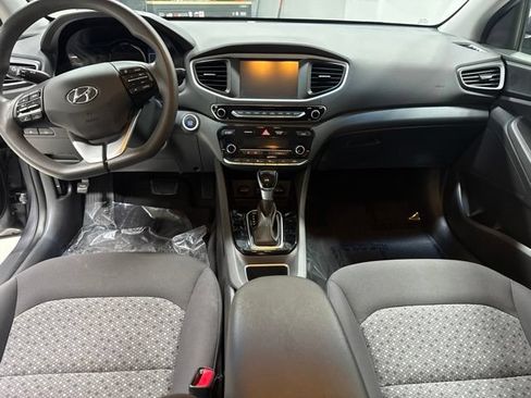 Used 2018 Hyundai Ioniq Blue FWD image 18