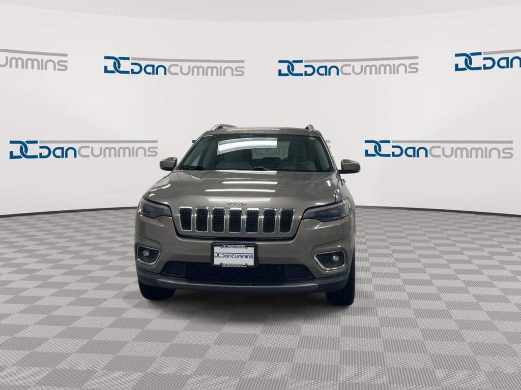Used 2019 Jeep Cherokee Limited AWD/4WD image 3
