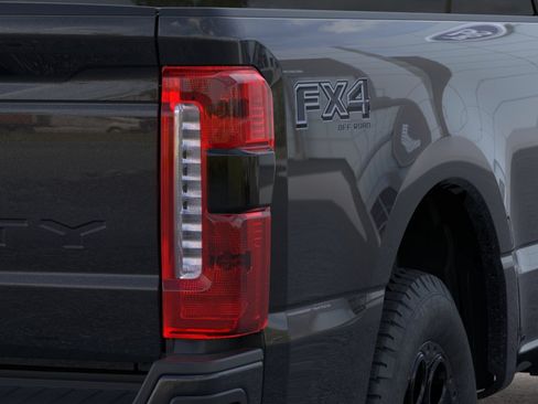 New 2026 Ford F350 Lariat w/ Black Appearance Package AWD/4WD image 21