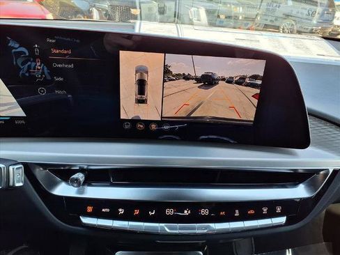 New 2026 Cadillac Lyriq Sport w/ LPO, ONYX Package image 20