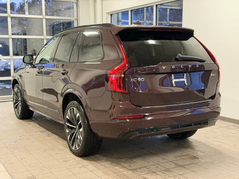 New 2026 Volvo XC90 B6 Ultra w/ Protection Package Premier AWD/4WD image 8