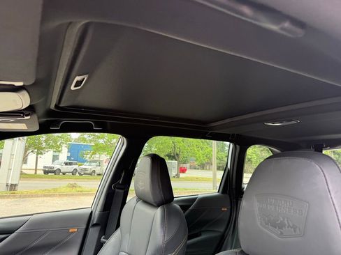 Used 2022 Subaru Forester Wilderness w/ Wilderness Package AWD/4WD image 12