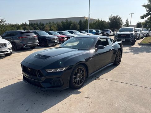 Used 2024 Ford Mustang GT Premium RWD image 1