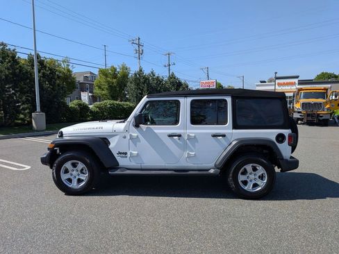 Used 2021 Jeep Wrangler Unlimited Sport AWD/4WD image 4