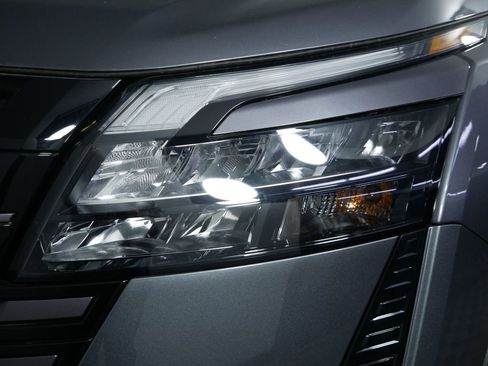New 2026 Nissan Pathfinder SV AWD/4WD image 14