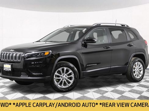 Used 2021 Jeep Cherokee Latitude image 2