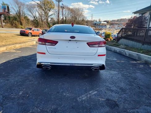Used 2019 Kia Optima EX image 6