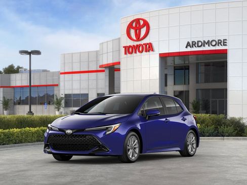 New 2025 Toyota Corolla SE image 1