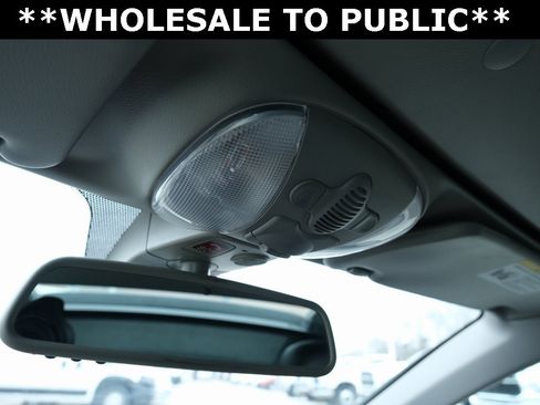 Used 2011 Mercedes-Benz SL 550 image 17