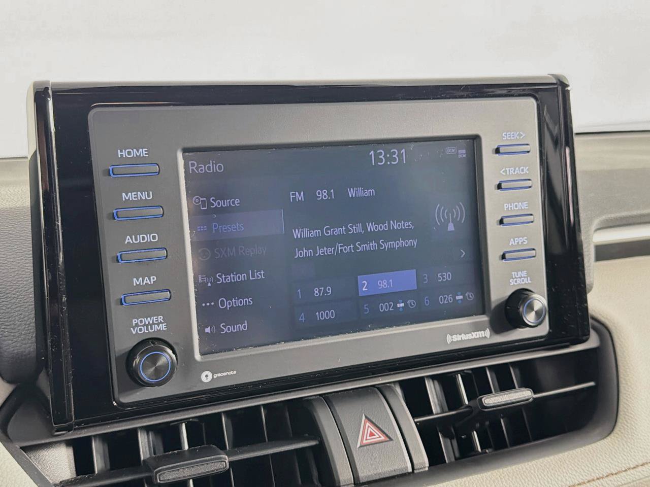 Used 2022 Toyota RAV4 XLE w/ XLE Grade Weather Package AWD/4WD image 35