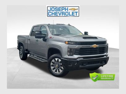 Used 2025 Chevrolet Silverado 2500 Custom w/ Custom Value Package