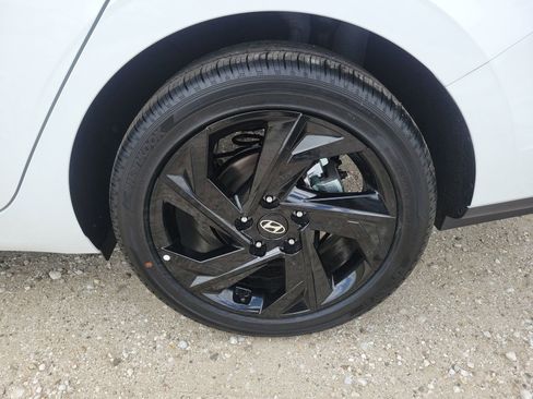 New 2026 Hyundai Elantra SEL Sport Premium FWD image 22