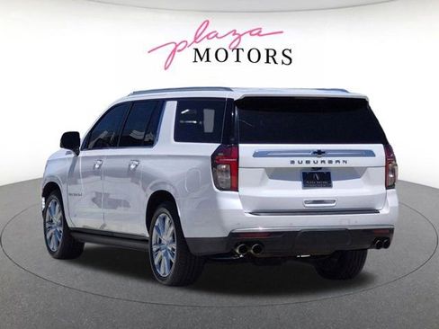 Used 2021 Chevrolet Suburban High Country AWD/4WD image 7