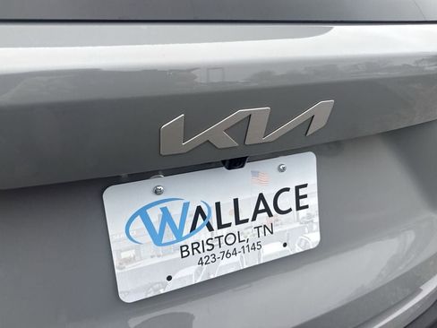 New 2026 Kia Sorento S image 6