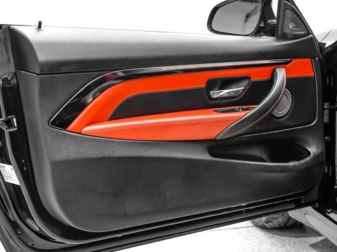 Used 2019 BMW M4 Coupe w/ Competition Package RWD image 36