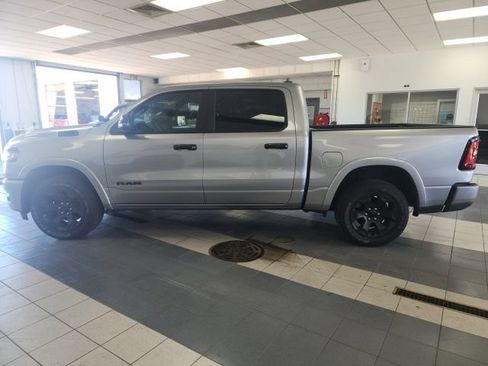 Used 2025 RAM 1500 Big Horn AWD/4WD image 6