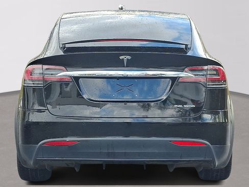 Used 2020 Tesla Model X Long Range image 5