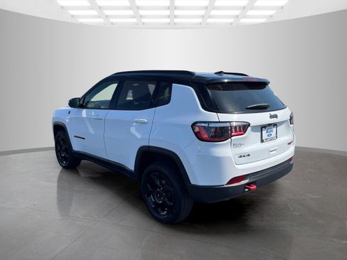 Used 2024 Jeep Compass Trailhawk AWD/4WD image 6