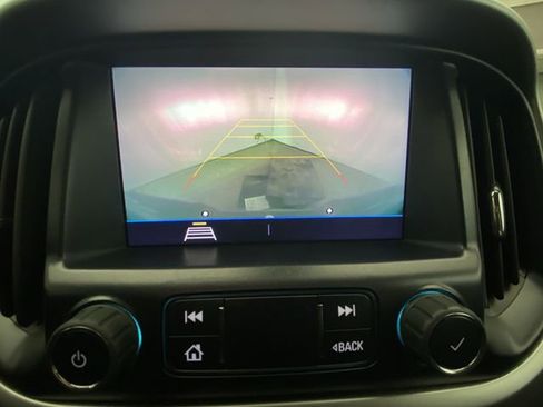 Used 2022 Chevrolet Colorado LT w/ Fleet Safety Package RWD image 17