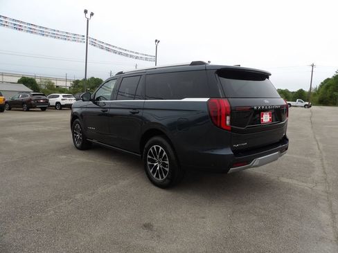 Used 2025 Ford Expedition Max Platinum AWD/4WD image 6