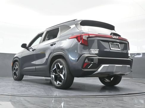 Used 2024 Kia Seltos EX FWD image 59