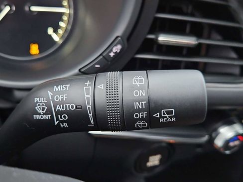 Used 2024 MAZDA MAZDA3 s image 26