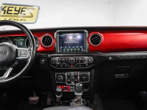 Used 2021 Jeep Wrangler Unlimited Rubicon w/ Xtreme Recon 35" Tire Package image 13