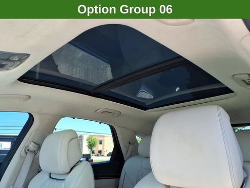 Used 2022 Genesis GV70 3.5T Sport w/ Sport Prestige Package AWD/4WD image 17