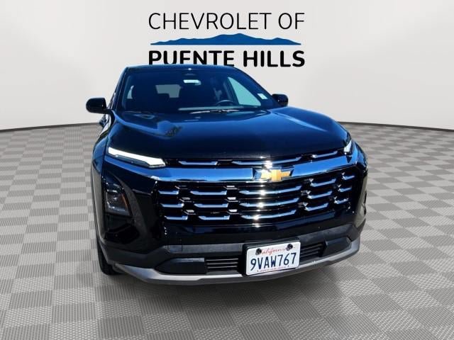 Used 2026 Chevrolet Equinox LT FWD image 2