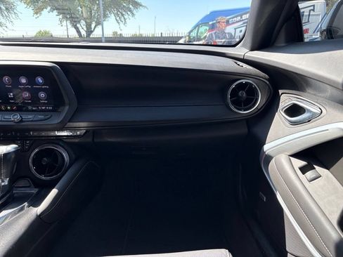 Used 2020 Chevrolet Camaro SS RWD image 7