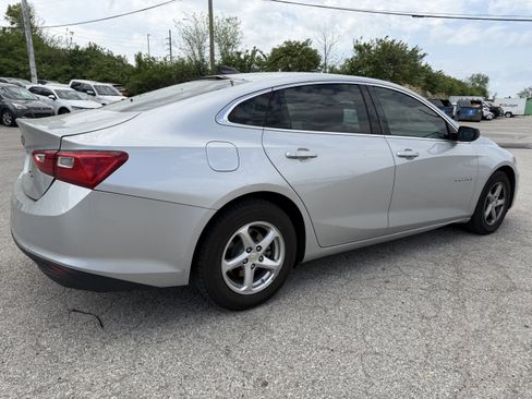Used 2018 Chevrolet Malibu LS FWD image 7