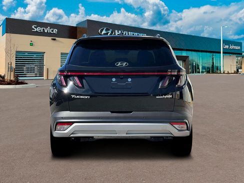 New 2026 Hyundai Tucson Limited w/ Tow & Go Package AWD/4WD image 6